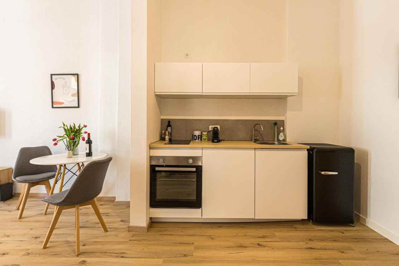 Ruhige Und Stilvolle Wohnung Am Clara-Zetkin-Park 莱比锡 外观 照片
