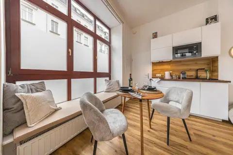 Ruhige Und Stilvolle Wohnung Am Clara-Zetkin-Park 莱比锡 外观 照片