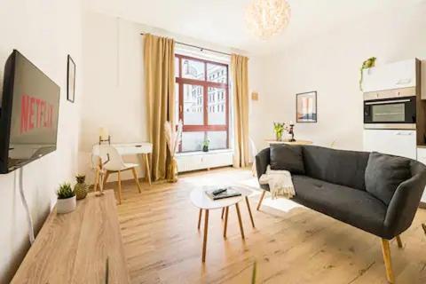 Ruhige Und Stilvolle Wohnung Am Clara-Zetkin-Park 莱比锡 外观 照片